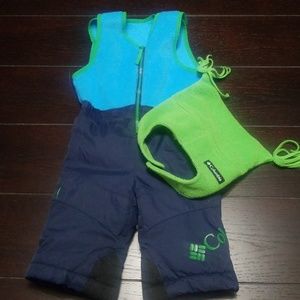 12 month Columbia snow bibs and hat